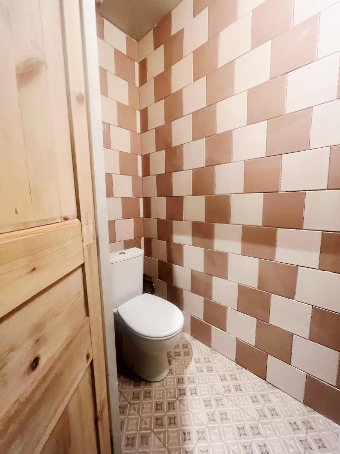 Chambre Confortable Chez Particulier Avec Salle De Bain Privee ナント エクステリア 写真